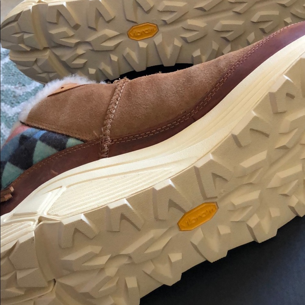 Ugg miwo sneakers brand new - Picture 5 of 5